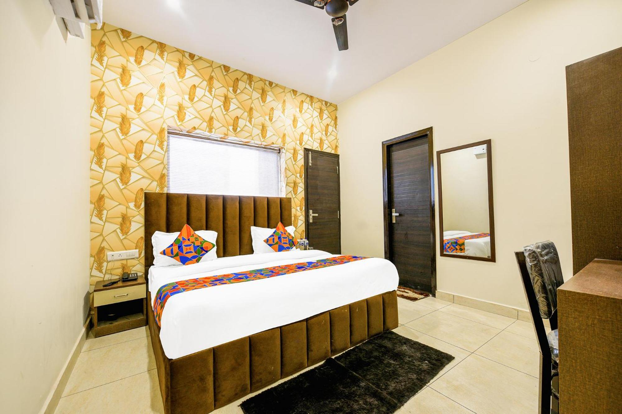 Fabhotel Royal Regency I Лудяна Екстериор снимка
