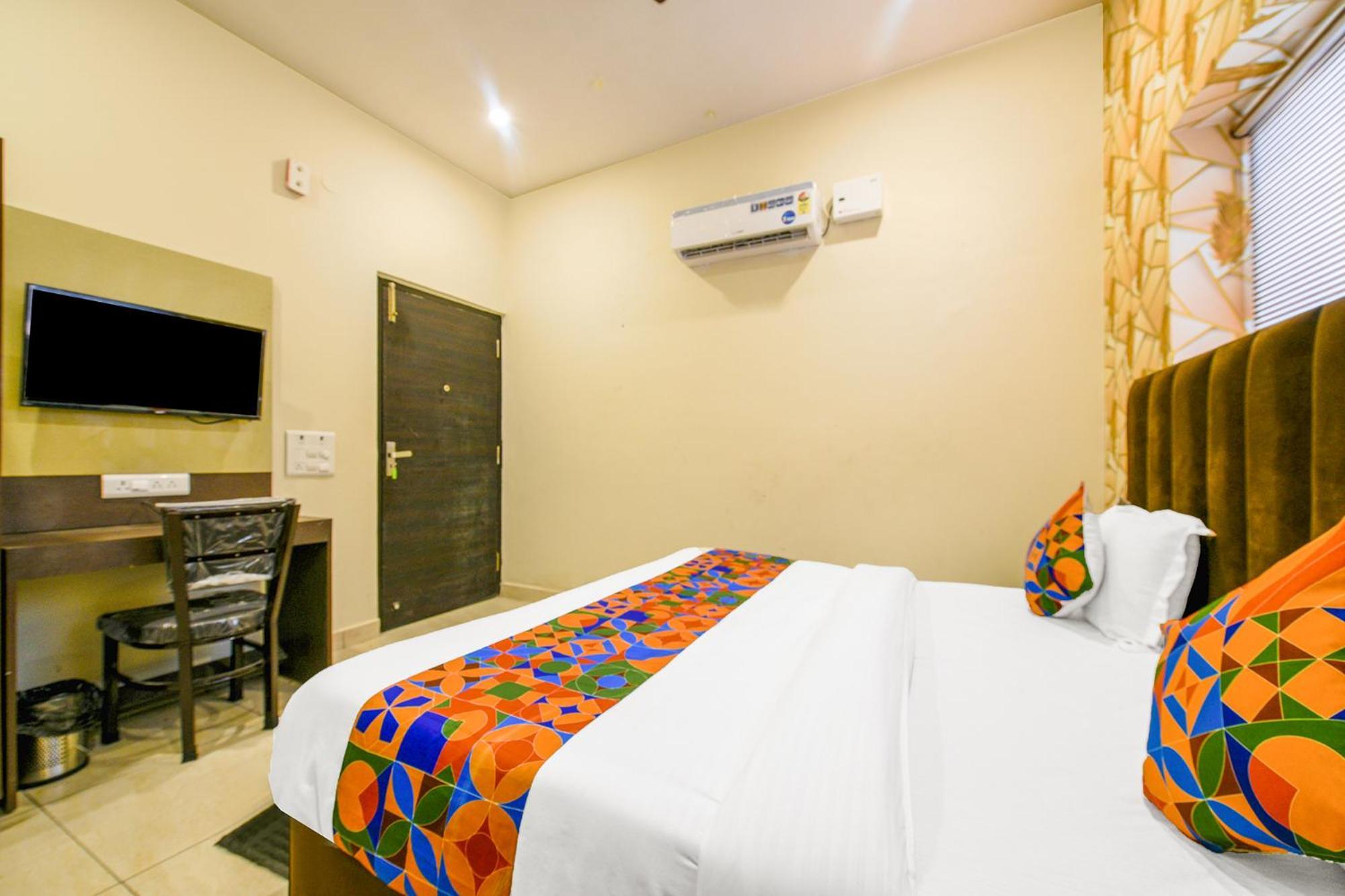 Fabhotel Royal Regency I Лудяна Екстериор снимка